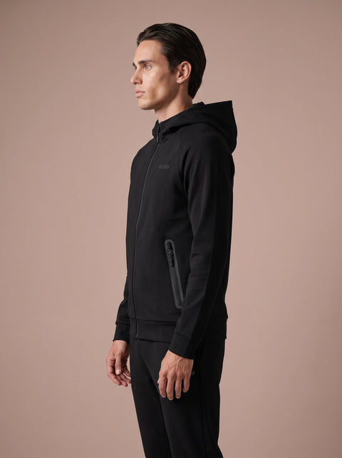 MAXIMUS Black