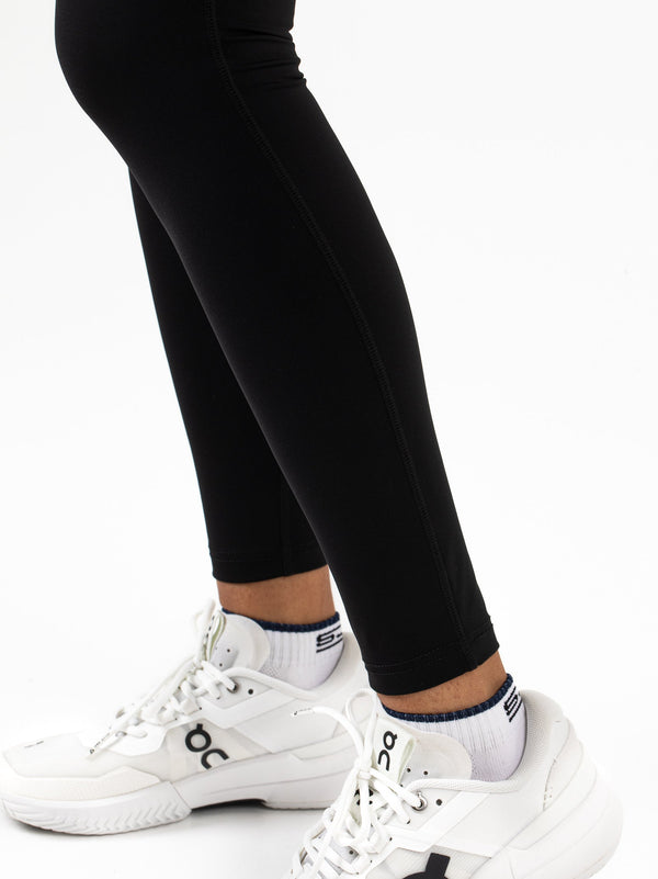 TOLA | Black 5