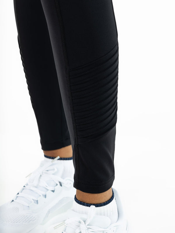 TONYA | Zwart 5