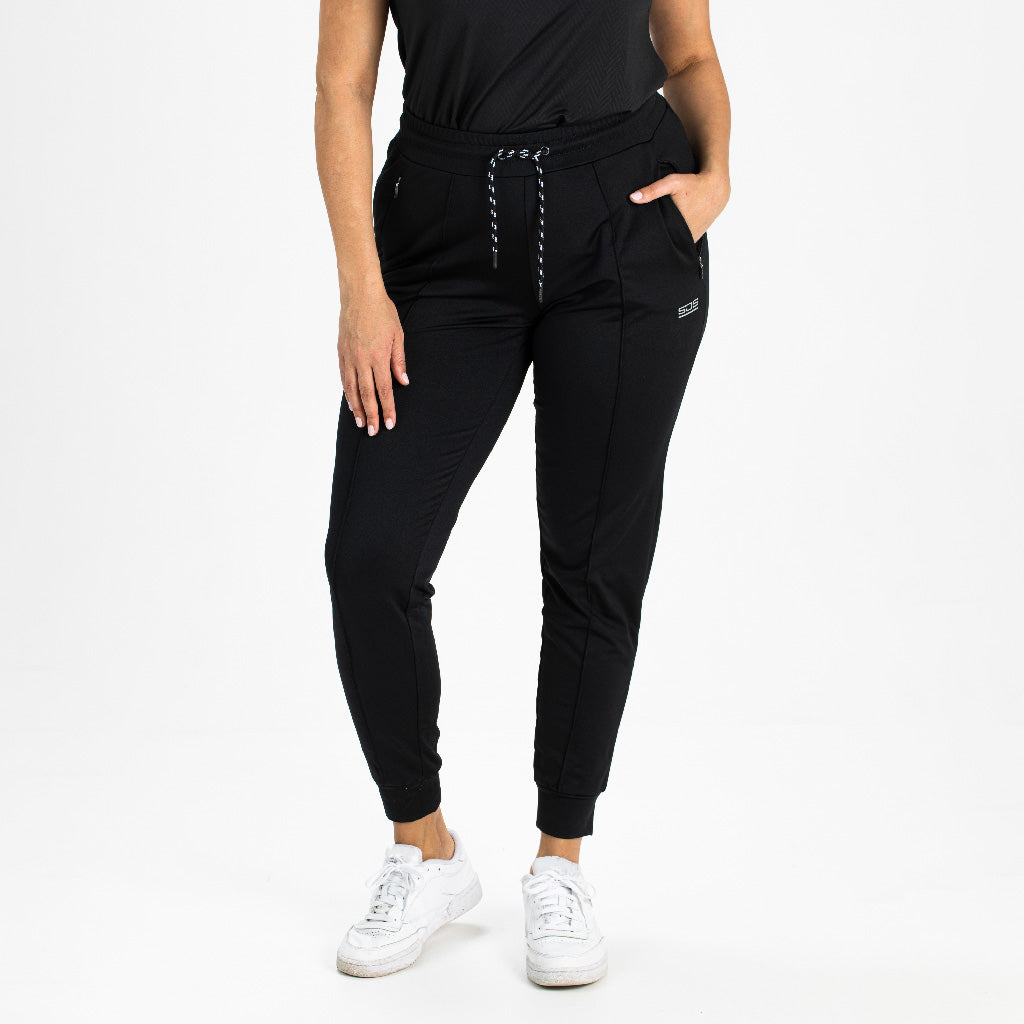 LORELAI Plus Black